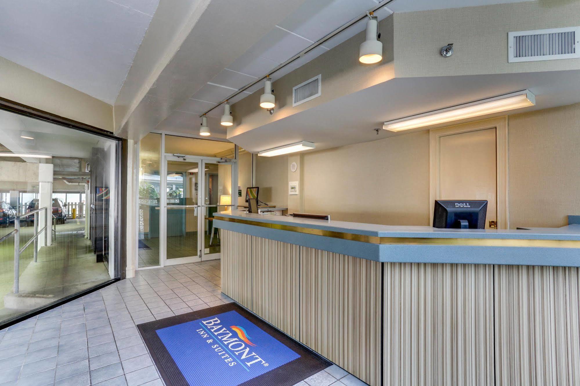 Baymont By Wyndham Virginia Beach Oceanfront Exterior photo